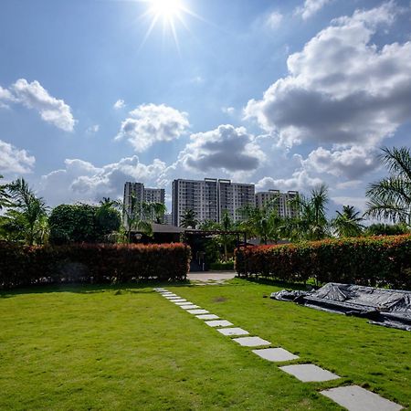 Veerdency Luxury Resort Devanahalli Exterior photo