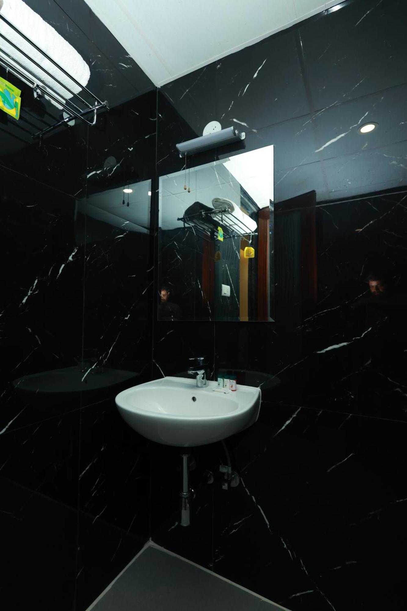 Veerdency Luxury Resort Devanahalli Exterior photo