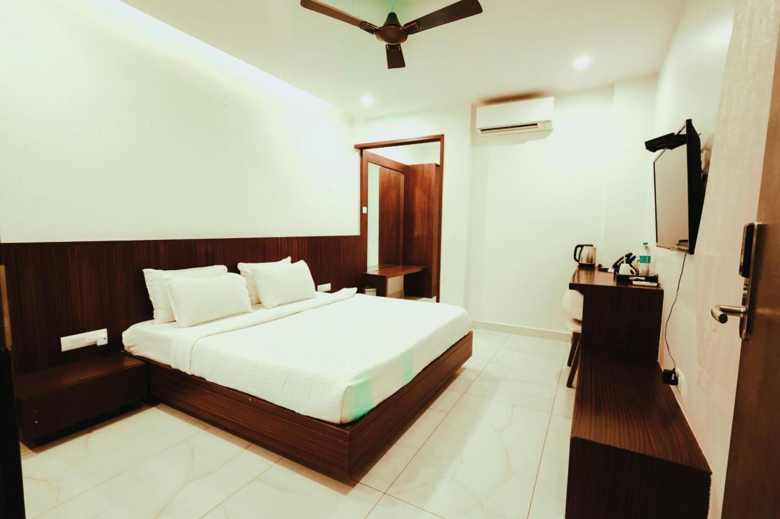 Veerdency Luxury Resort Devanahalli Exterior photo