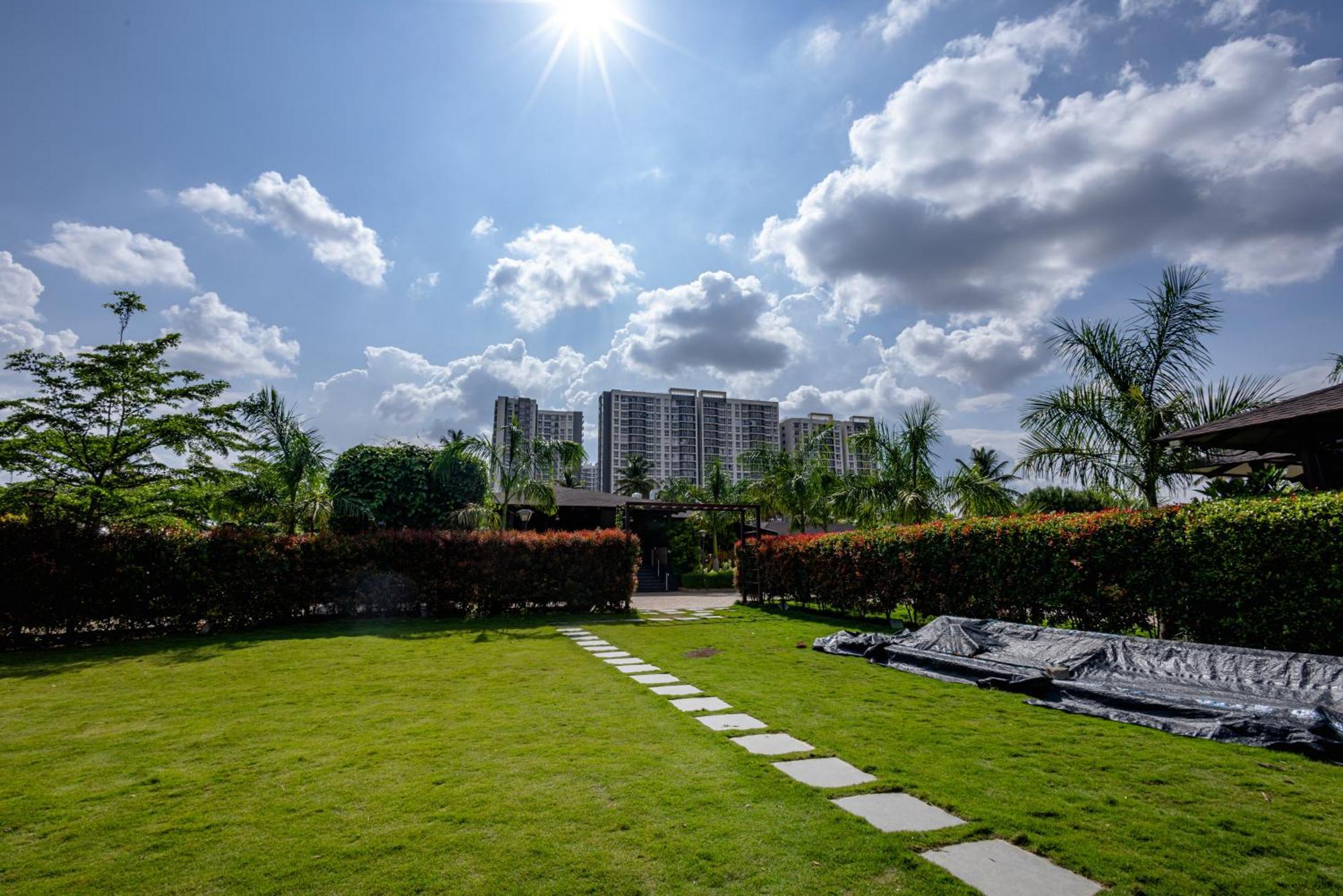 Veerdency Luxury Resort Devanahalli Exterior photo